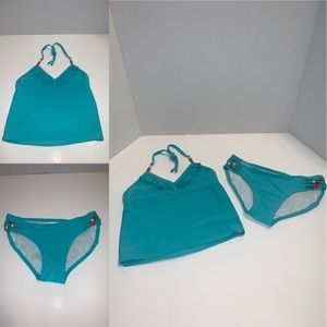 Xhilaration Swinsuit For 2 Pieces